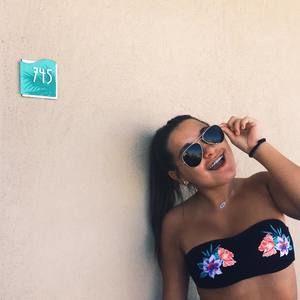 Meet your Posher, Amberli